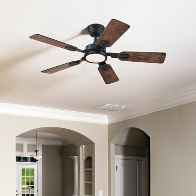 Ventilateur de plafond de 42 po à 5 pales avec lumière DEL noire