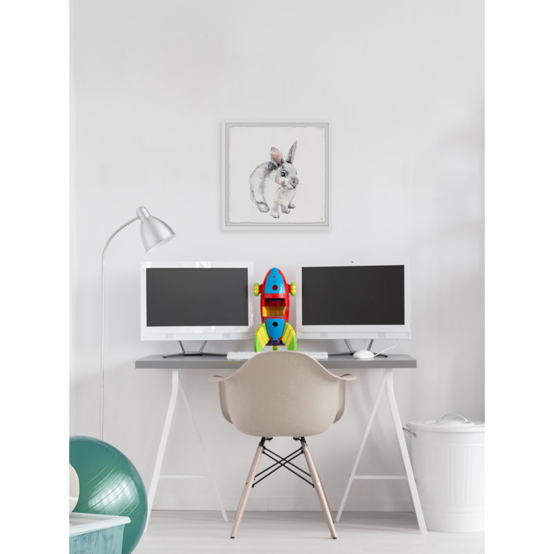 «Mokane Fluffy Little Bunny», reproduction encadrée, H 32 po x l 32 po x P 1,5 po