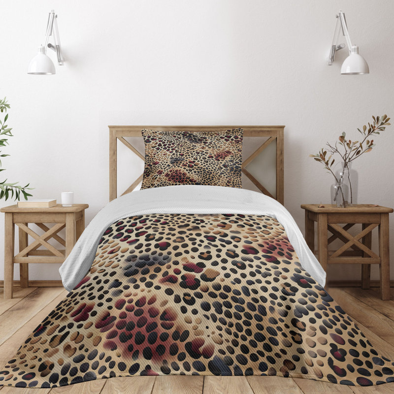 Polyester Animal Print Coverlet, Twin Coverlet + 1 Standard Shams
