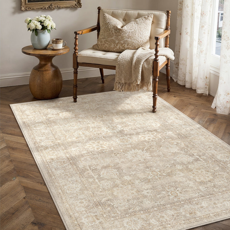Tapis Rosalie lavable à la machine, motif floral vintage, avec envers antidérapant, Beige, Rectangle 3 po x 5 po