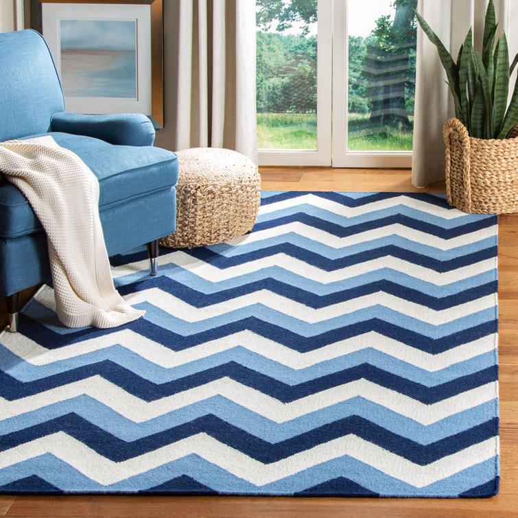 Rodgers Hand Woven Flat Weave Wool/Cotton Chevron Rug in Navy/Light Blue