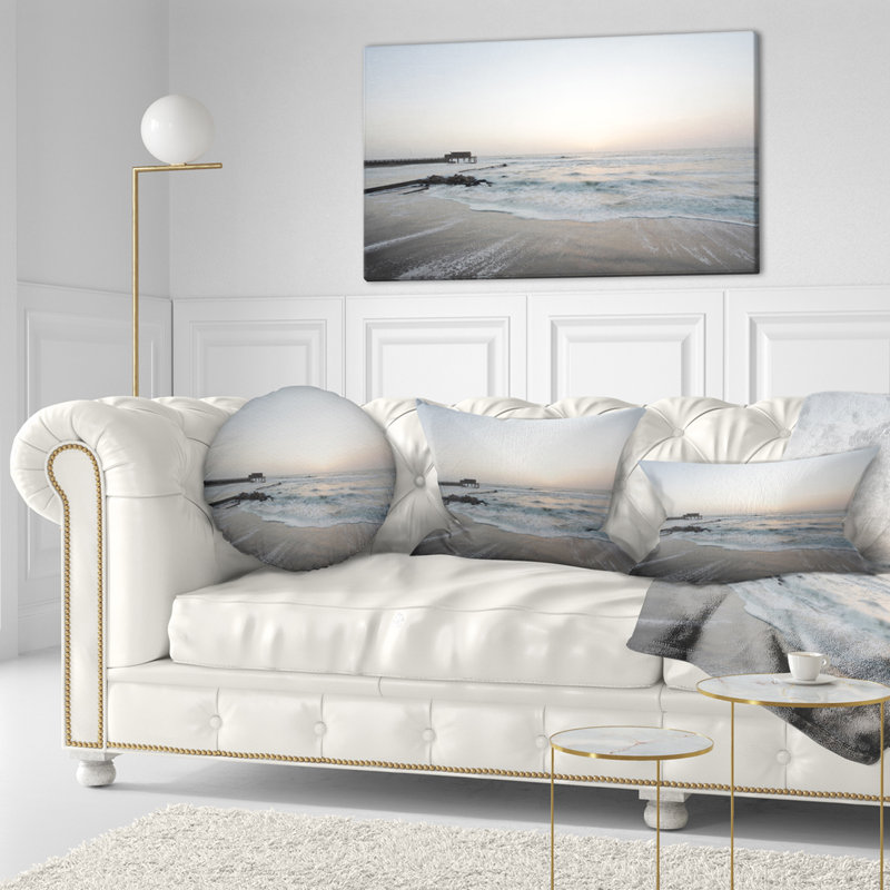 Coussin de plage bleu designart serene blue beach avec soleil blanc moderne, Rectangle 12" x 20"