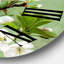 Oiseau sur une branche de cerisier - Horloge murale traditionnelle-60329477