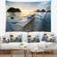 Le bateau en mer de mer est fixé à un magnifique tapisserie coucher avec accessoires suspendus inclus-28489984