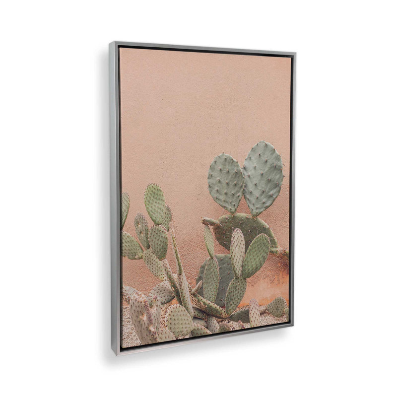 Impression sur toile Desert Flora, Cadre flottant en chrome poli, H 48,75 po x l 32,75 po x P 1,75 po