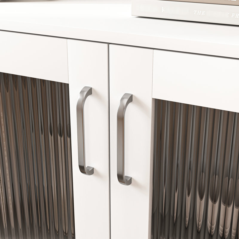 Armoire moderne blanche avec 2 portes en verre et une tablette réglable, idéale pour les espaces de vie. Organisateur de rangement multifonctionnel. Fabrication de panneaux de particules.