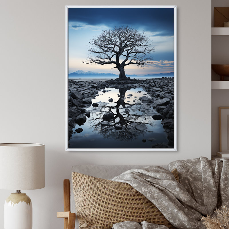 «Lusko Blue Gray Tree Silent Force I», reproduction sur toile, H 32 po x l 16 po x P 1 po, Cadre flottant blanc