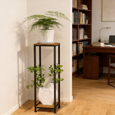 Support robuste pour plante d'intérieur et d'extérieur, tablette de plante en métal à 2 niveaux de 41 po de hauteur avec tablettes à motif en bois, support à fleurs moderne pour le salon, le patio, le balcon