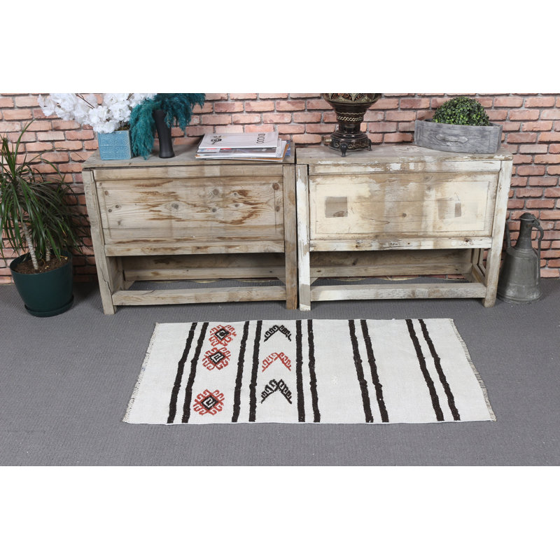 Chic Vintage Flat Weave Turkish Kilim With Intricate Patterns Ideal for Small Spaces and as a Unique Gift Concept in Beautiful Hint of White