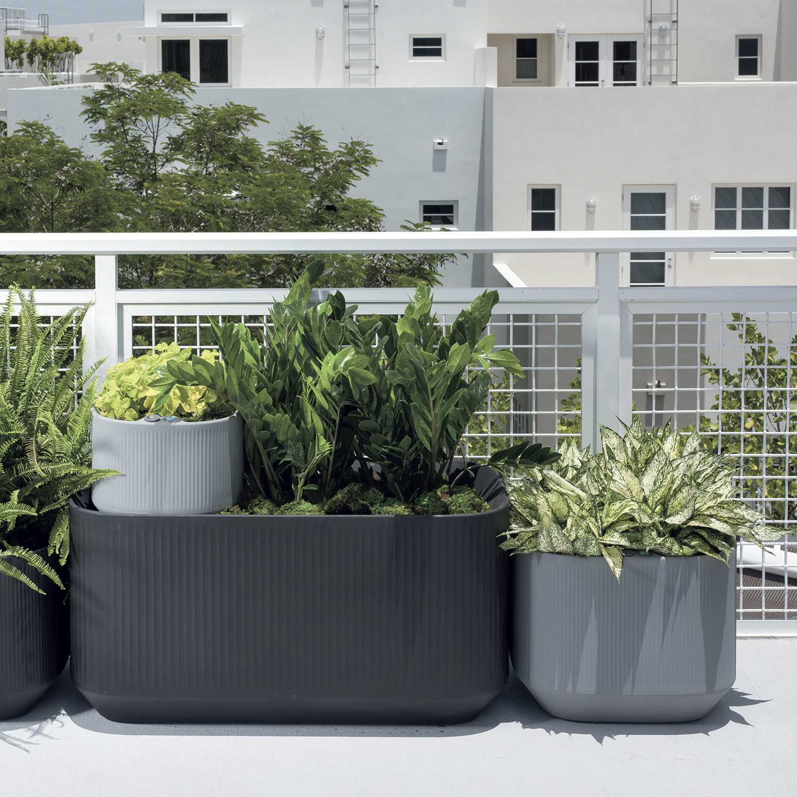 Mod 20" Planter Box, Caviar Black, 40" x 14" x 30"H - Privacy Planter Wall