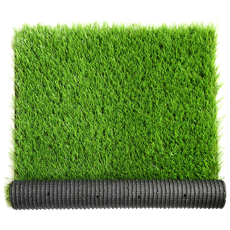 Tapis et rouleaux de gazon artificiel, H 4 pi x l 7 pi