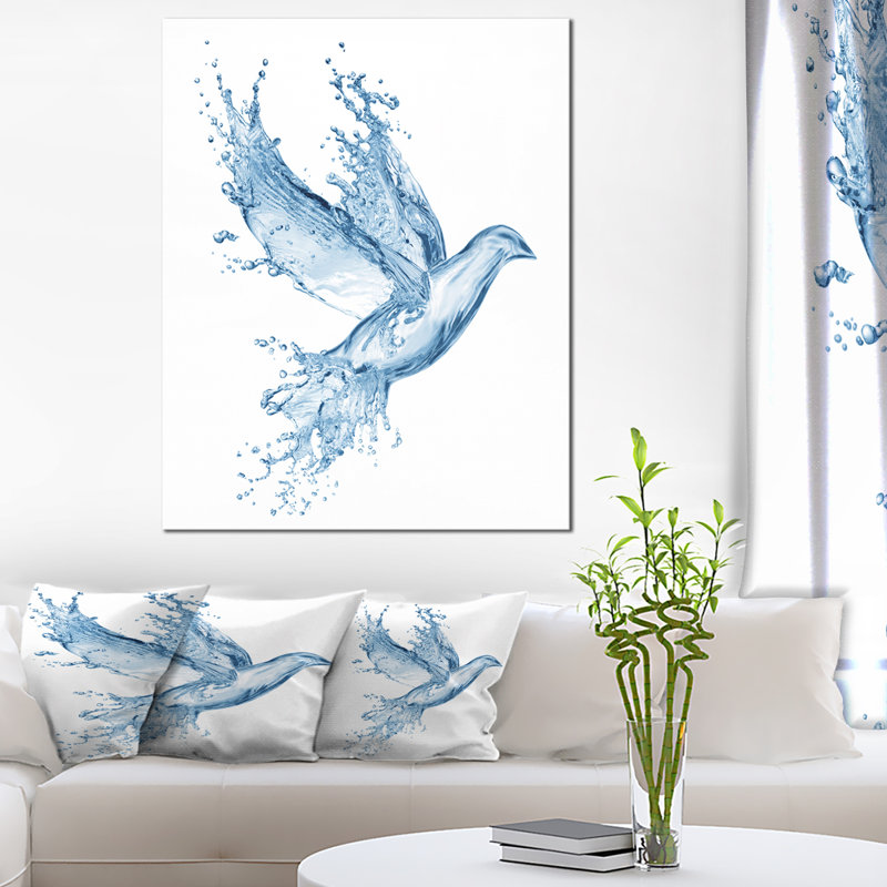 "colombe from water splashs" , impression sur toile tendue, H 40 po x l 30 po