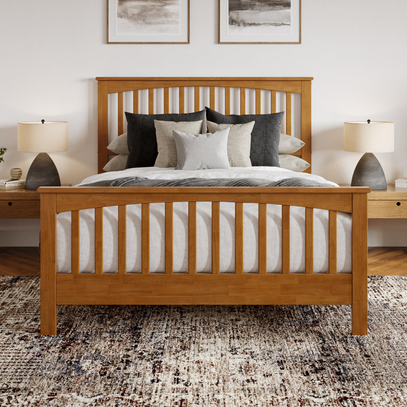 Lit plateforme bas Camilla avec pied de lit assorti, Caramel clair, Grand