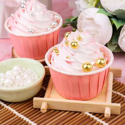 Paillettes dorées pour la décoration de gâteaux