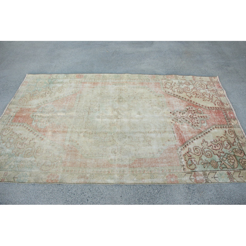 Tapis turc rétro vintage Oushak pour espaces de salon avec éléments de design oriental classique
