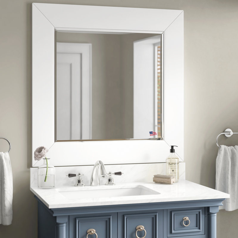 Miroir moderne et contemporain, H 45,5 po x l 39,5 po