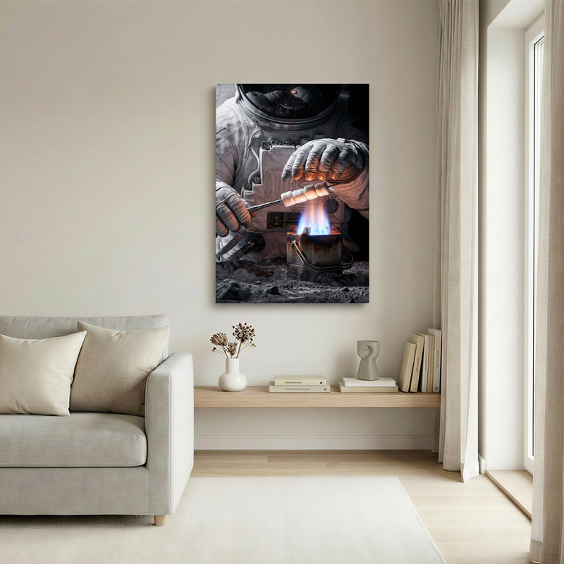 Art mural, astronaute, torréfaction de guimauves sur une flamme bleue, H 40 po x l 28 po
