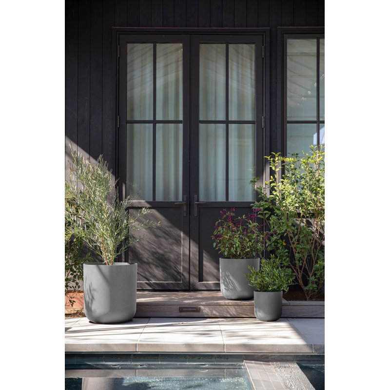 Gray Plastic Composite Indoor/Outdoor Planter Set
