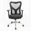 Chaise de bureau haut dossier en filet avec base chromée, conception ergonomique pour un confort et un soutien supérieurs pendant les longues heures de travail.