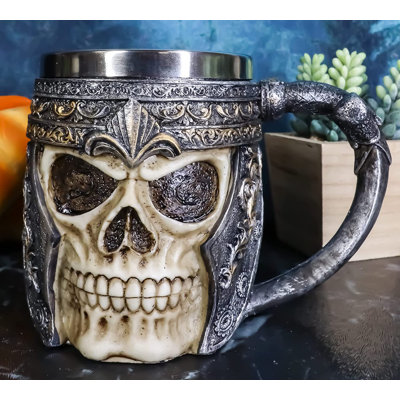 Bungalow Rose Royal Fleur De Lis Centurion Mort Conquérant Casque Crâne Tasse À Café 11 oz Bière Stein Tankard Médiévale Sculpturale Ossuaire Sculpture Macabre Figurine