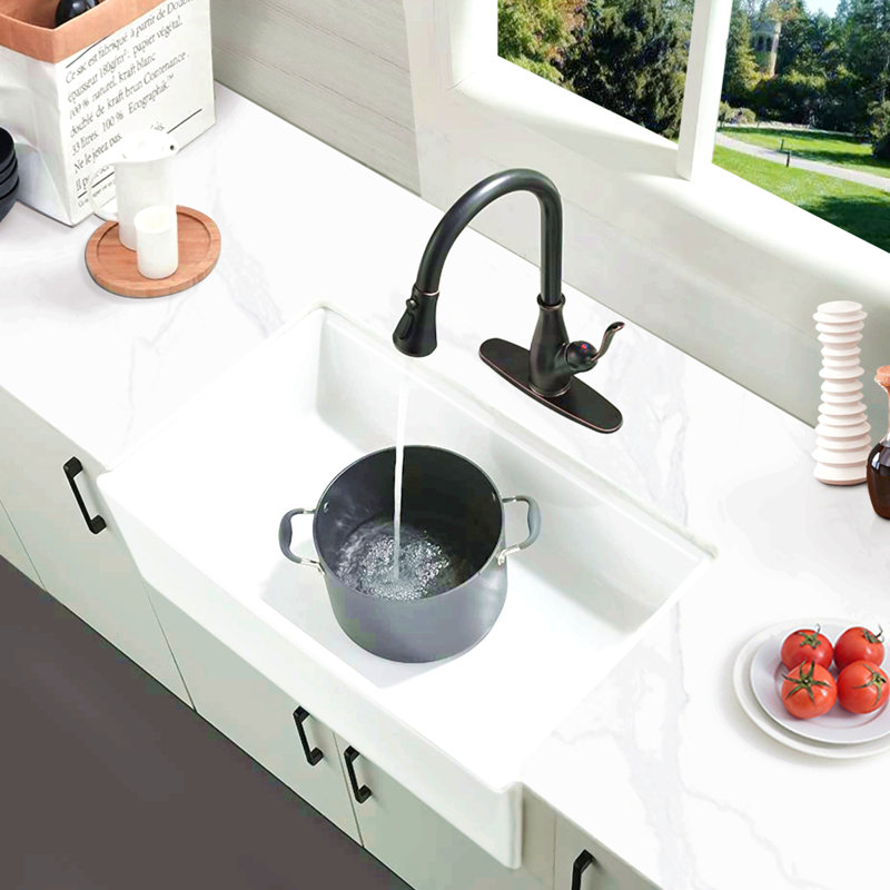 Évier de cuisine de ferme en argile réfractaire L 30 po x l 20 po avec accessoires Fireclay