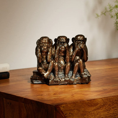 Figurines & Sculptures