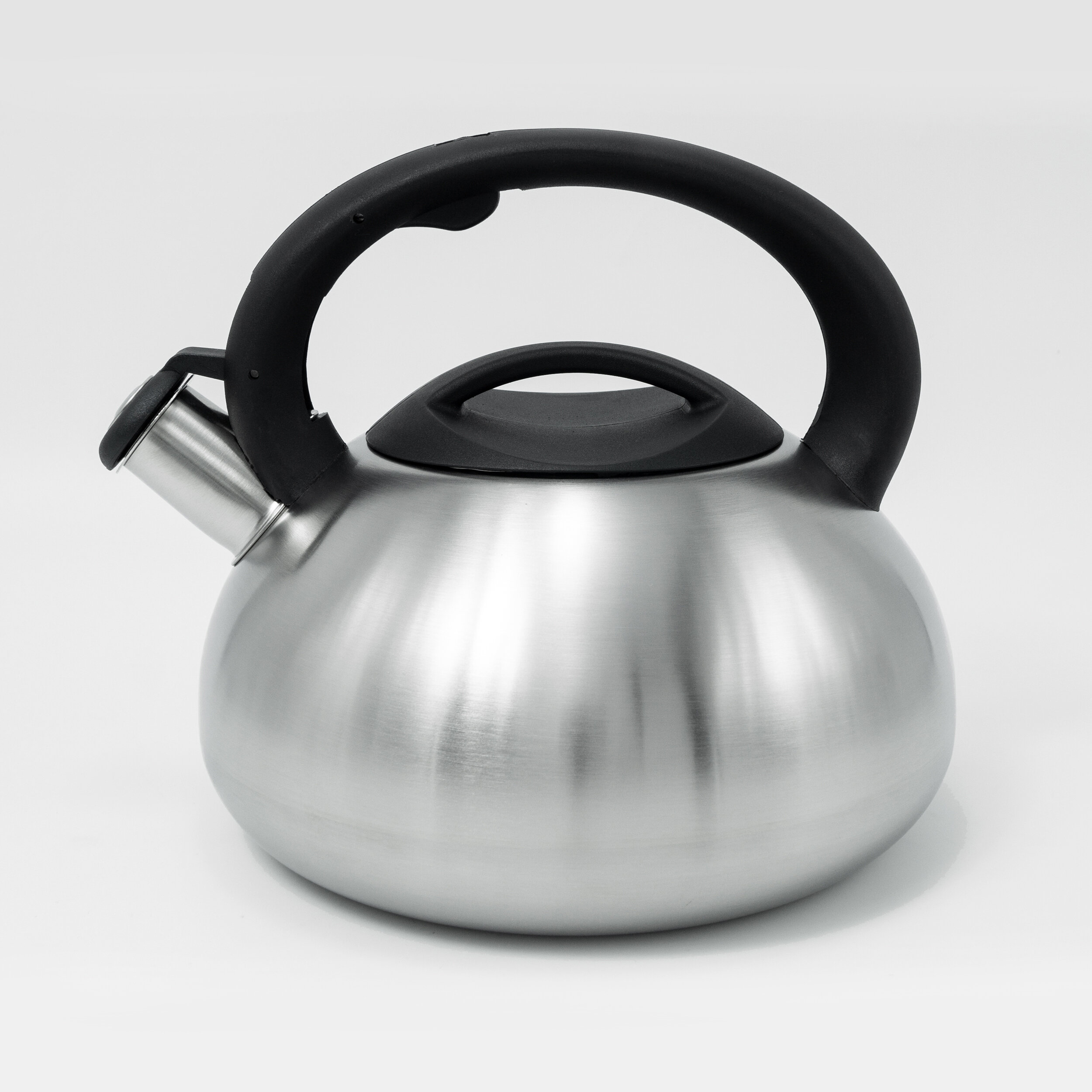 5 1/4 Qt. Stainless Steel Water Kettle Tea Pot This 5 1/4 Qt. Stainless  Steel Water Kettle is 18/10 Stainless Steel The 5 1/4 Qt. Stainless Steel Water  Kettle has a seamless spout and body to prevent leaking.