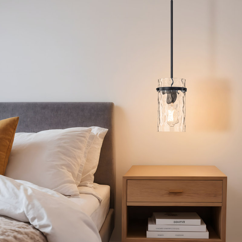 Luminaire suspendu cylindrique en verre martelé 5,5 po pour îlot de cuisine 1 lumière Cylon, Noir mat