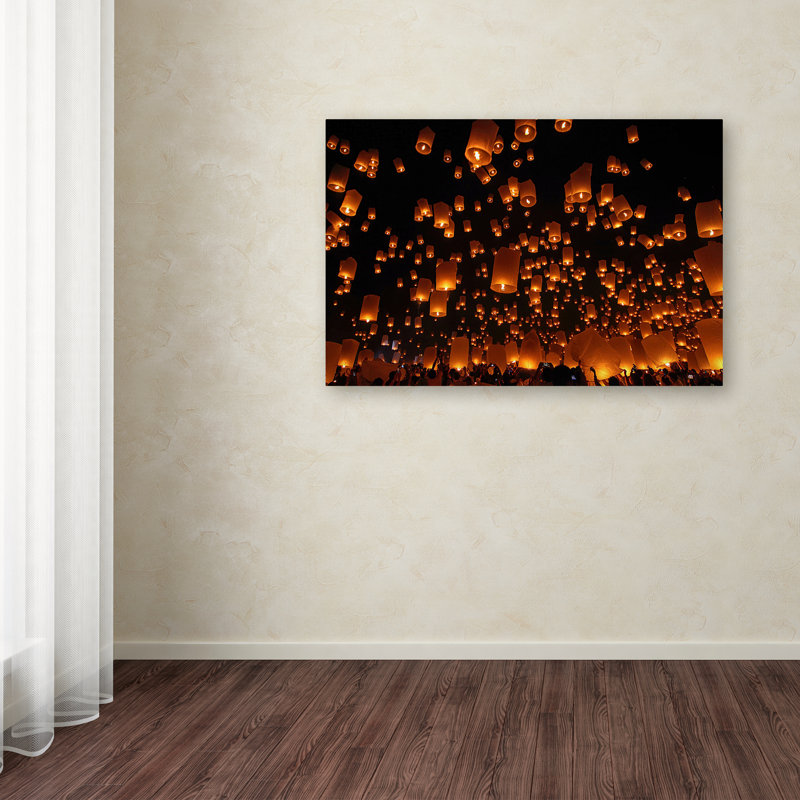 Modern & Contemporary, 30" H x 47" W