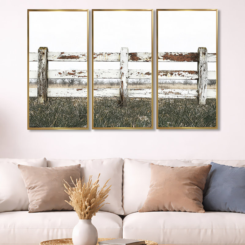 Gris et brun ferme paysage rustique clôture I - ensemble d'art mural de ferme, Toile avec cadre flottant or