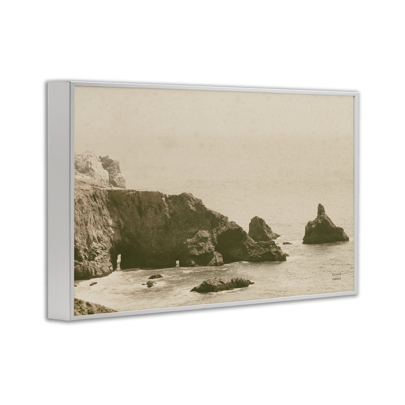 «Passing Through Cove», estampe numérique par Nathan Larson, Estampe numérique encadrée blanc bord de mer, H 16 po x l 24 po