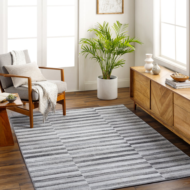 Darsie Geometric Area Rug