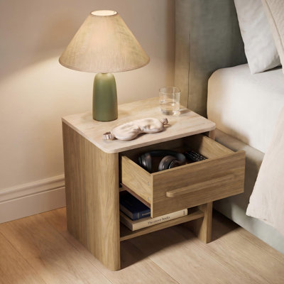 Table de chevet 1 tiroir H 18,9 po avec plateau en travertin et rangement ouvert Bramwell