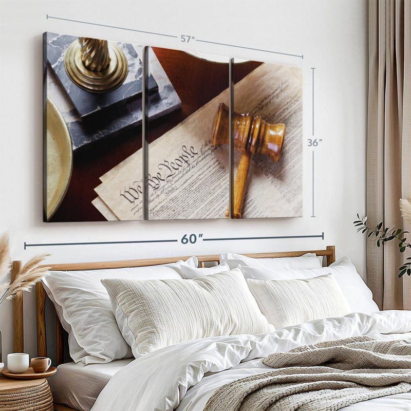 "Justice and Constitution" sur toile, H 36 po x l 57 po x P 1,25 po