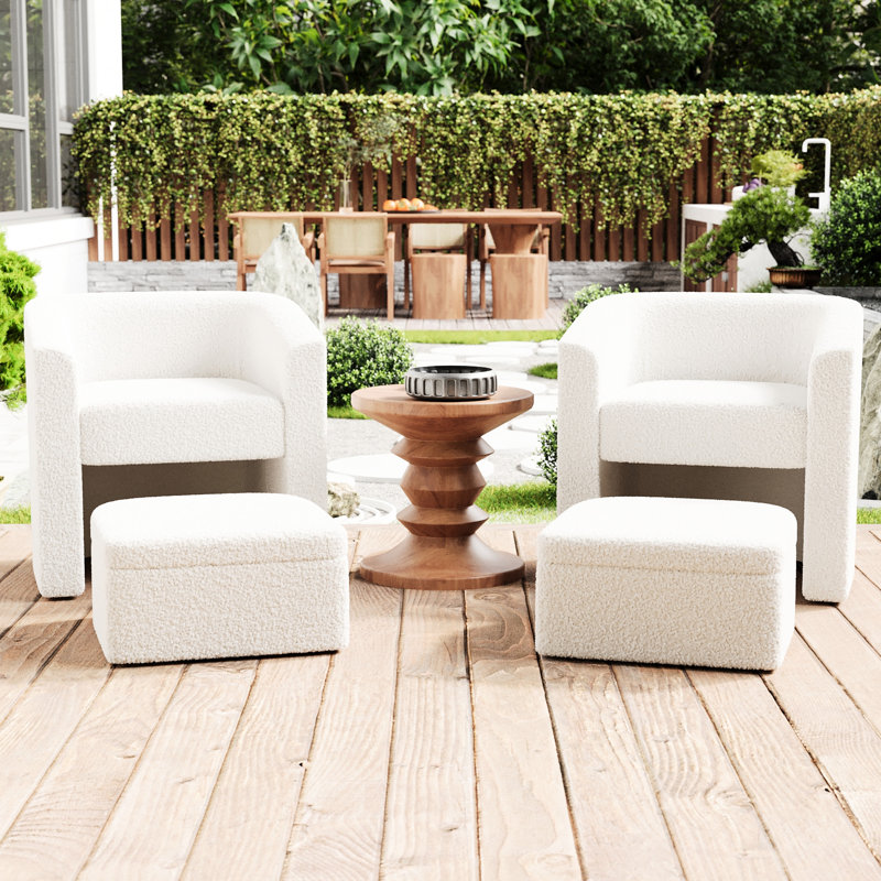 Chaise d'appoint avec fond en bois franc et tabouret de rangement pratique
