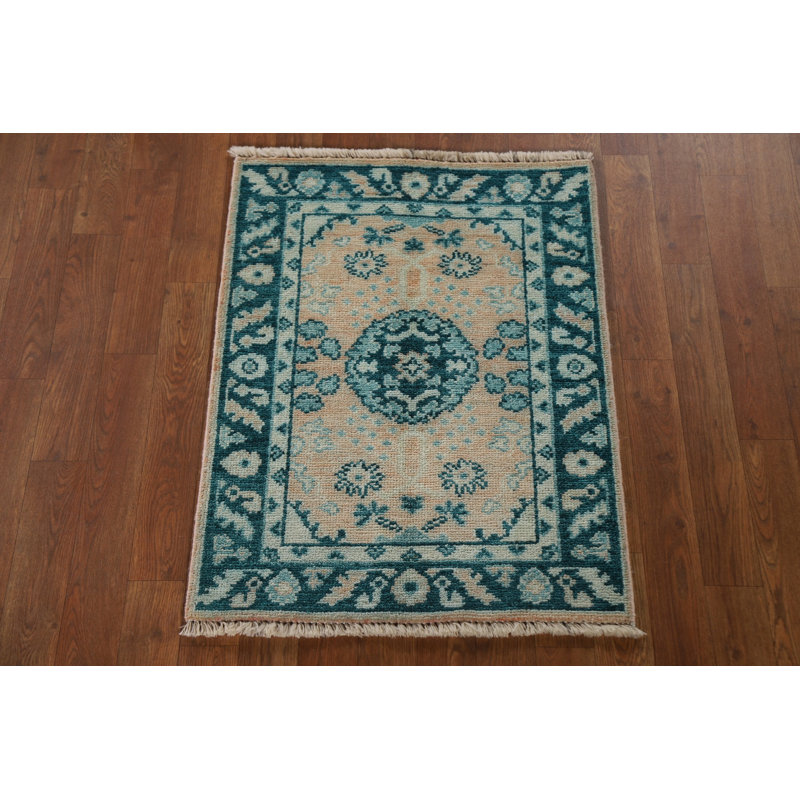 Tapis turc en laine Oushak