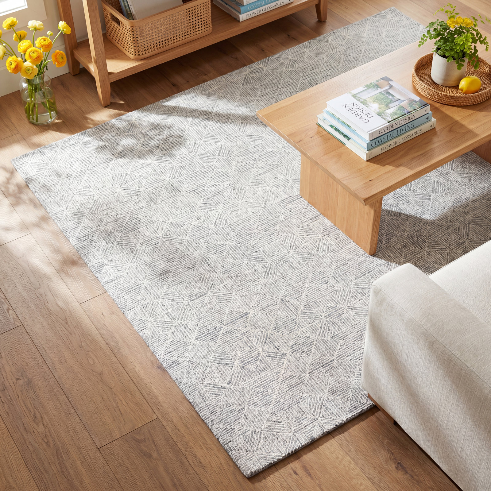 Linsly Handmade Light Green/Ivory Rug, Rectangle 9' x 12'