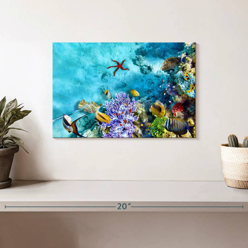 Life Underwater Scene, 8" H x 12" W