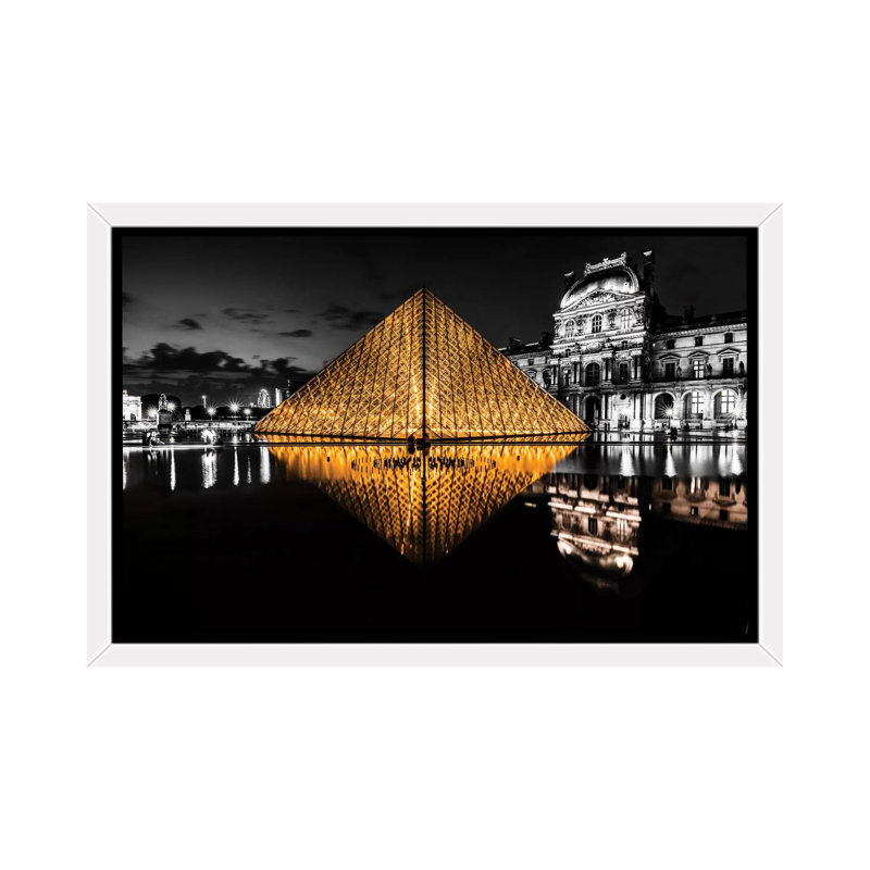 Le Louvre par Anders Jorulf - reproduction de photo, H 40 po x l 60 po x 1,5 po, Toile blanche encadrée
