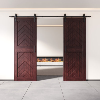 Acajou rouge Homacer 26 po x 84 po fini et non assemblé 4-en-1 Fishbone avec deux portes de grange avec quincaillerie d'installation sans dérivation, rail de 9 pi, utilisation intérieure seulement