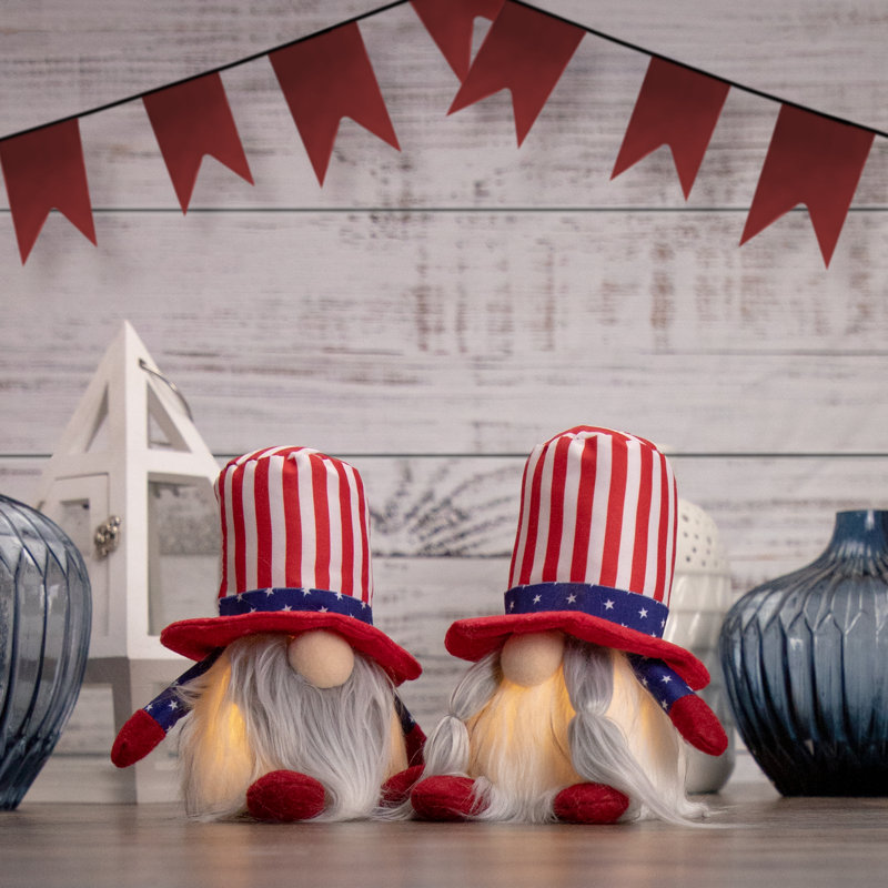 Gnome patriotique 4,75 "illuminé le 4 juillet