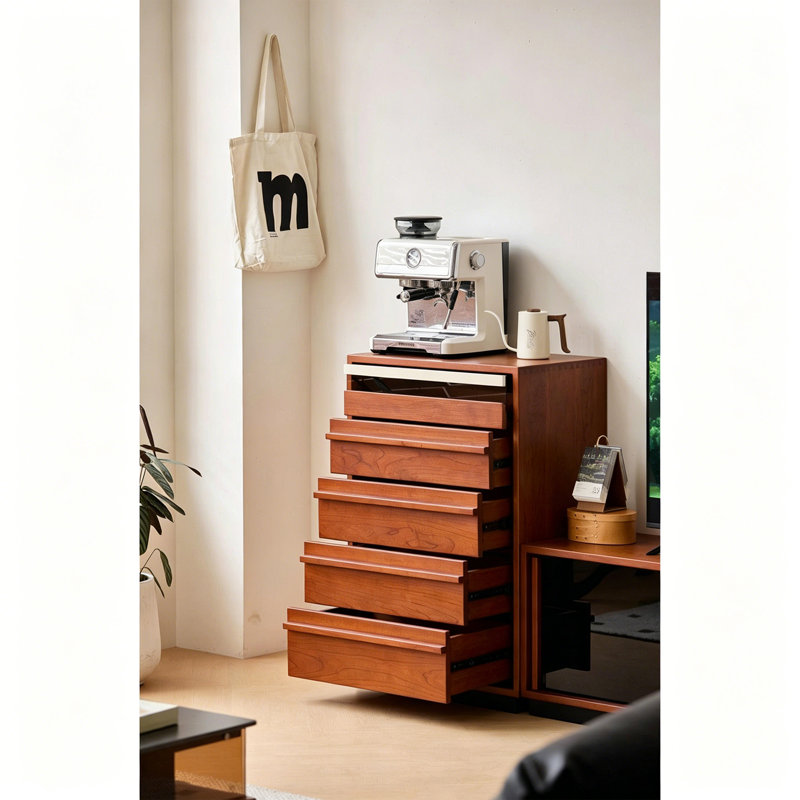 Petit coffre d'appoint en bois