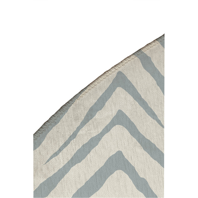 Zebra Stripe Non-Slip Outdoor Rug, Round 5'
