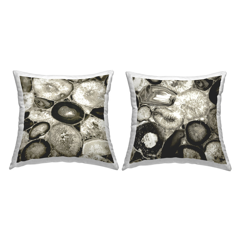 Ensemble de 2 coussins décoratifs à motif géométrique en agate monochrome par Danielle Carson