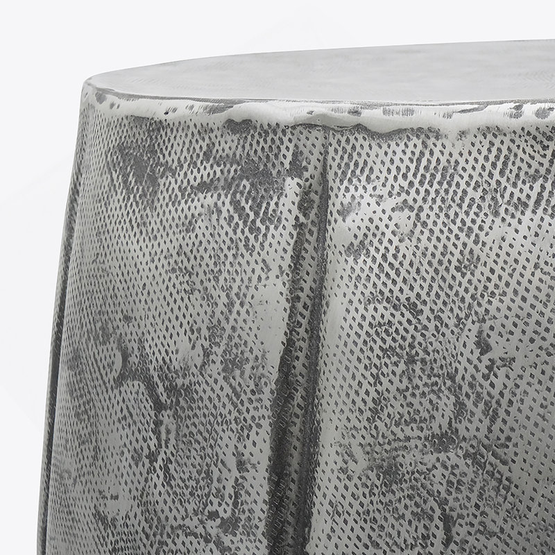 Table de bout, table d'appoint