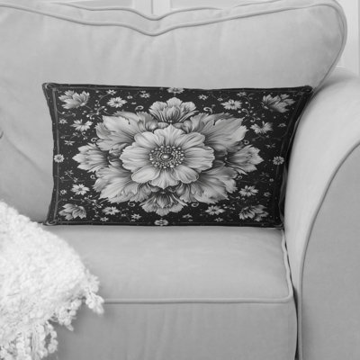 White Black Diamond II - Traditional Lumbar Pillow
