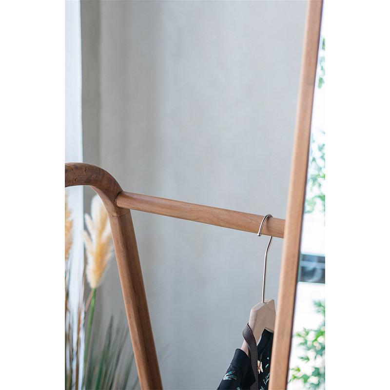 Cintre 38 po x 23 po x 71,5 po avec miroir