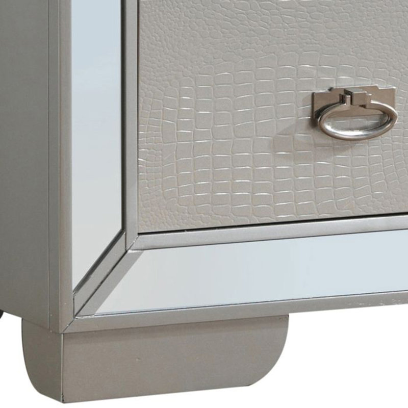 Commode de rangement élégante à champagne argenté