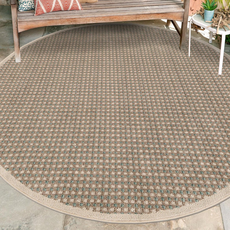 Gourlie Indoor / Outdoor Rug, Round 6'1"