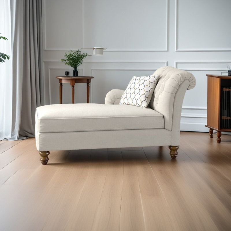 Longerich, Orienté à droite, Blanc cassé